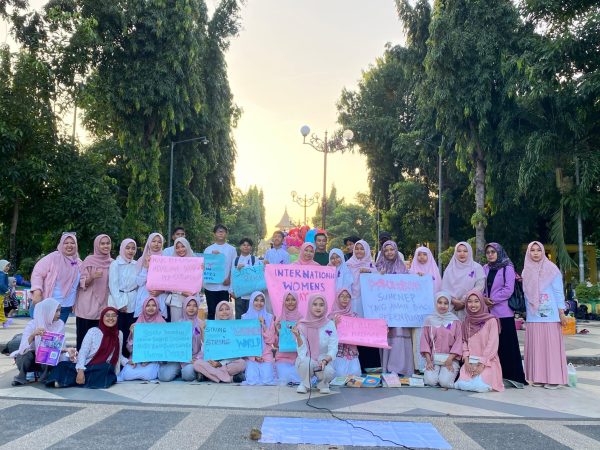 Women Center Sumenep Gelar Aksi Simbolik Perdana Peringatan Hari Perempuan Internasional 2026: “Give to Gain” Jadi Semangat Kolaborasi Lokal