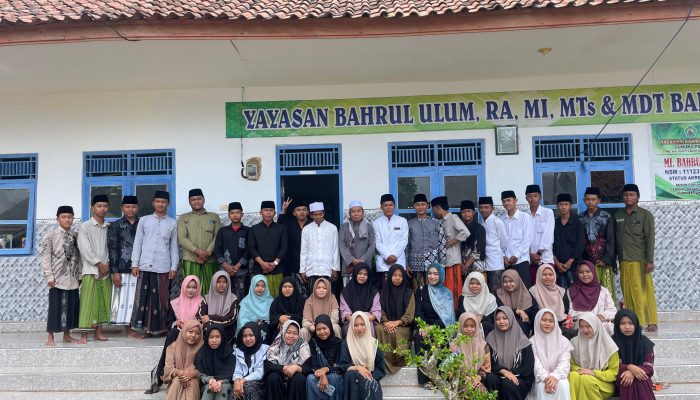 Yayasan Bahrul Ulum Sukses Menggelar Halal Bi Halal dan Reuni Akbar