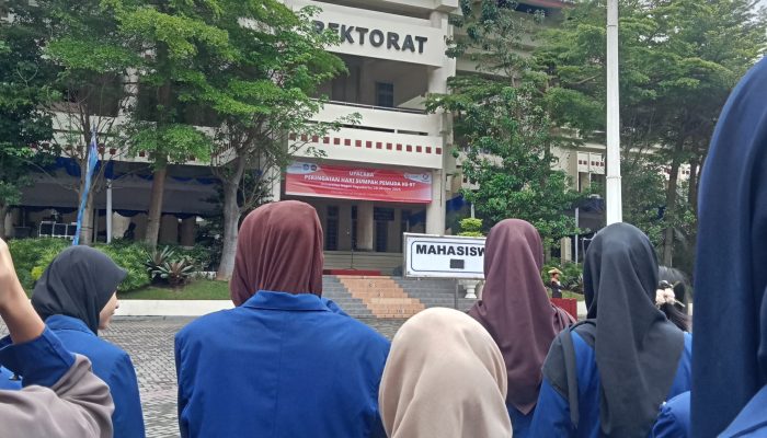 Persepsi Mahasiswa PPKn Terhadap Implementasi Konstitusi dalam Ketatanegaraan