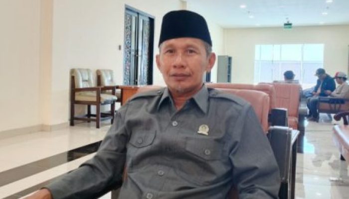 Syamsul Bahri DPRD Sumenep Imbau Warga Kepulauan Tenang Sikapi Isu BBM Subsidi, dan Apresiasi Imbauan Pemdes Pagerungan Kecil