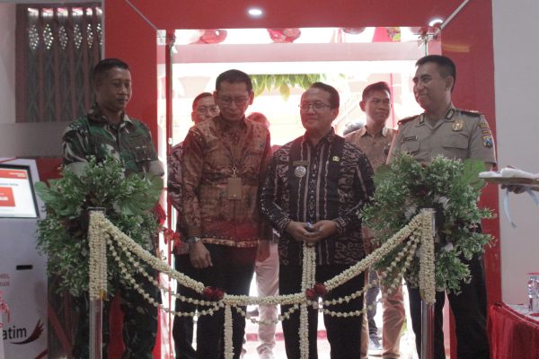 Perluas Akses Layanan Keuangan Tiga Kecamatan, Bank Jatim Buka Kantor Fungsional Sukosari