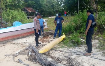Diduga Torpedo Mengapung di Perairan Kangean, Warga Aenglombi Sumenep Geger