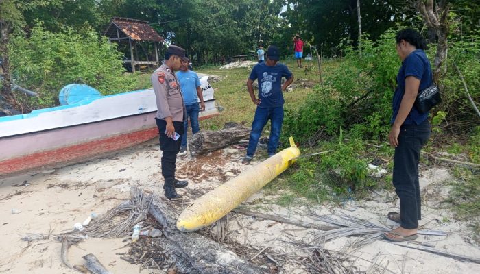 Diduga Torpedo Mengapung di Perairan Kangean, Warga Aenglombi Sumenep Geger