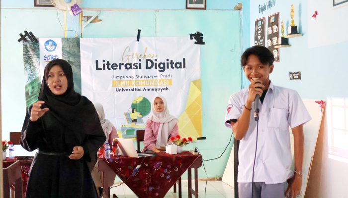 Mahasiswa Ilmu Komunikasi Annuqayah Edukasi Pelajar Guluk-Guluk Lewat Seminar Literasi Digital