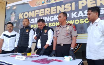 Siarkan Live Pornografi, Dua Warga Bondowoso Dicokok Polisi