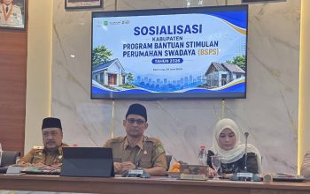 Sekda Sumenep Tegaskan Transparansi Program BSPS 2026, Tolak Segala Bentuk Pungli 4 Sekda Sumenep Tegaskan Transparansi Program BSPS 2026, Tolak Segala Bentuk Pungli