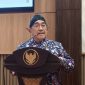 Wabup KH. Imam Hasyim saat menyampaikan jawaban Bupati atas pandangan Fraksi DPRD Sumenep 