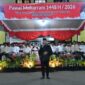 Bupati Sumenep Dr. H. Achmad Fauzi Wongsojudo ketika melepaskan peserta pawai Muharram 