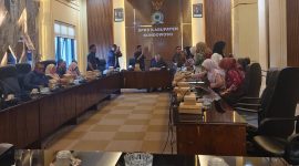 Dinpendik Bondowoso saat bearing bareng Komisi IV DPRD Bondowoso