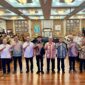 Bupati Sumenep Achmad Fauzi Wongsojudo bersama para petinggi ITPLN