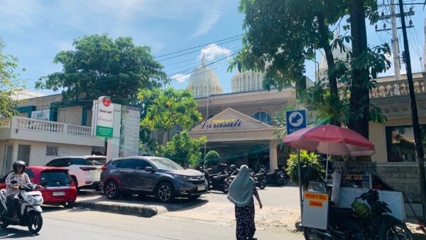 Rumah Sakit Larasati Pamekasan 