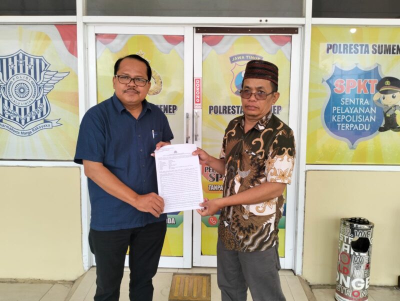 Kuasa hukum pelapor, Rahman, SH (kiri) bersama Klien nya Subandrio 