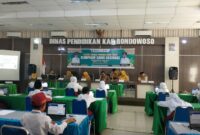 Suasana peserta OSN Bondowoso saat mengerjakan soal