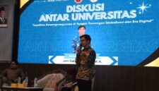 Kehangatan diskusi antar dua Univetsitas