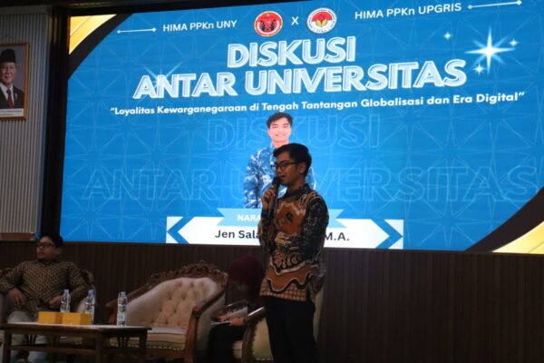 Kehangatan diskusi antar dua Univetsitas 