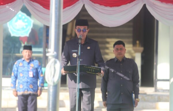 Bupati Pamekasan, Kholilurrahman menjadi Inspektur upacara hari Kebangkitan Nasional 2026