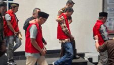 Para terdakwa saat digelandang ke tahanan