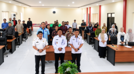 Kepala DPMPTSP Sumenep, Sekretaris dan Koordinator Substansi Penanaman Modal Herman Hariyanto, SE., M.Si,

