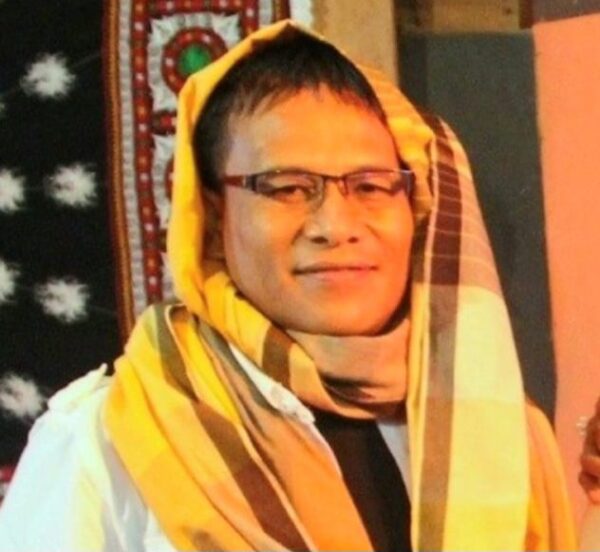 Sambut Suasana Kemerdekaan RI Ke-81, TISI Luncurkan Buku Antologi Bersama Puisi Dwi Bahasa 'Bahasa Ibu, Bahasa Darahku'