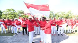 Bupati Sumenep Dr. Achmad Fauzi Wongsojudo bersama Wabup KH Imam Hasyim saat meresmikan rangkaian kegiatan peringatan HUT ke-81 RI