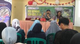 Ahmad Nurkholis Arif saat memberikan pemaparan di hadapan para peserta
