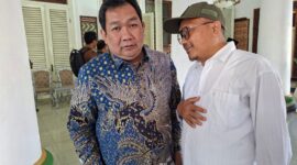 Anggota  Komisi XI DPR RI dari Fraksi Golkar Dapil XI Madura usai menjadi pembicara dalam workshop di Pendopo Ronggo Sukowati Pamekasan
