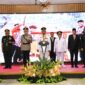 Bupati Sumenep Dr. H. Achmad Fauzi Wongsojudo (podium) didampingi Wakil Bupati KH Imam Hasyim dan jajaran Forkopimda 