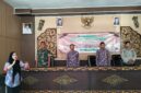 Dua dari kanan, Sekretaris Bakesbangpol Sumenep, Edy Suprayitno