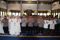 Kapolresta Sumenep dalam acara maulid nabi