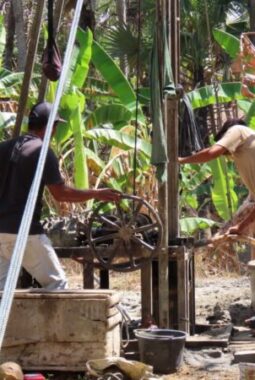 Respons Kekeringan Pamekasan, Legislator Senayan Hj. Ansari Wujudkan Bantuan Sumur Bor Siap Pakai