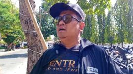 H. Her Dukung Gerakan sosial Direktur Central 88 Gold And Jewellery  Ali Zainal Abidin di Soft Opening bahwa setiap orang yang membeli emas di tokonya, keuntungan 100 persen akan diwakafkan untuk kemaslahatan anak yatim dan kaum dhuafa
