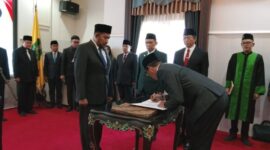 Bupati Sumenep saat pelantikan empat Kepala OPD 