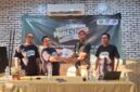 Ketua KPP Sumenep, A. Rahman saat menyerahkan LPJ kepada pengurus