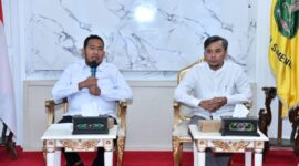 Bupati Fauzi (kiri) bersama Ketua Kamura, Zubairi