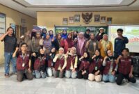 Kebersamaan Tim Cara’de dengan para warga Desa Tinggimae 