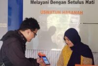 Perwakilan BRI Bondowoso saat memberi layanan masyarakat