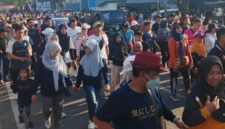 Ribuan peserta JAKA SOPAN 2026 saat dilepas di garis start