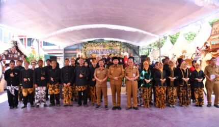 Bupati Sumenep Dorong Pelajar Perkuat Budaya Literasi di Tengah Arus Informasi Digital