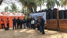 Bantuan aspal Khofifah di Sumenep 