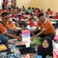Bupati Sumenep Achmad Fauzi Wongsojudo (kanan) bersama Ketua Panitia, M. Syamsul Arifin 