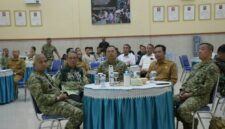 Bupati, Ketua DPRD, Dandim 0822 Bondowoso saat coffee Morning