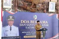 Plt Bupati Tulungagung Ahmad Baharudin saat di acara doa bersama dan santunan anak yatim