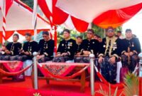 Upacara Hari Jadi Sumenep ke-757 dan Hari Jadi Provinsi Jawa Timur ke-81 di halaman Masjid Jamik Sumenep 