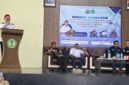 Staf Ahli Bupati Dedi Falahuddin saat menyampaikan sambutan di hadapan ratusan peserta seminar jurnalistik 