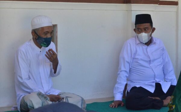 Sambangi Sejumlah Pesantren, Bupati Sumenep Ajak Ulama dan Kiai Dukung Program Vaksinasi