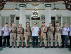 Ajak ASN Jadi Penguat Negara, Bupati Pamekasan: Bekerjalah untuk Kepentingan Rakyat 9 Ajak ASN Jadi Penguat Negara, Bupati Pamekasan: Bekerjalah untuk Kepentingan Rakyat