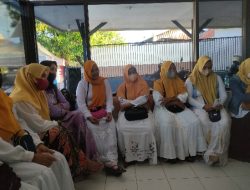 Bergaya di Jalan Raya Hingga Pamer Wajah Glowing, Emak emak Hedon Tolak Buka Masker di Depan Awak Media, Ada Apa?