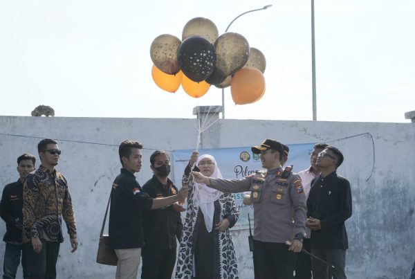 Wakil Bupati dan Kapolres Sumenep Saksikan Pemberangkatan Himpass Mengabdi Ke-5 Di Pulau Saur Saebus