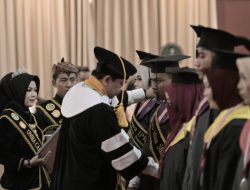 Wisuda Perdana Uniba Madura Bertabur Beasiswa
