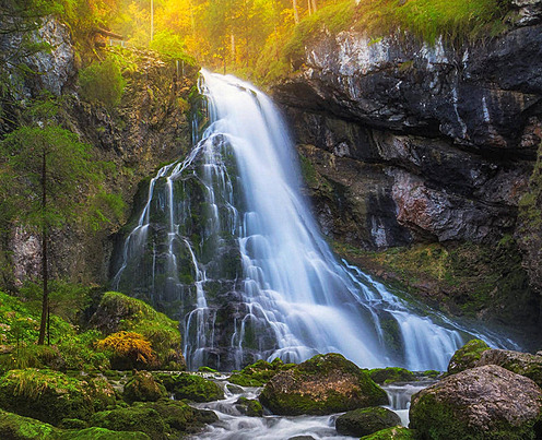 Dilematika Manusia dalam Menghadapi Ragam Keindahan Dunia